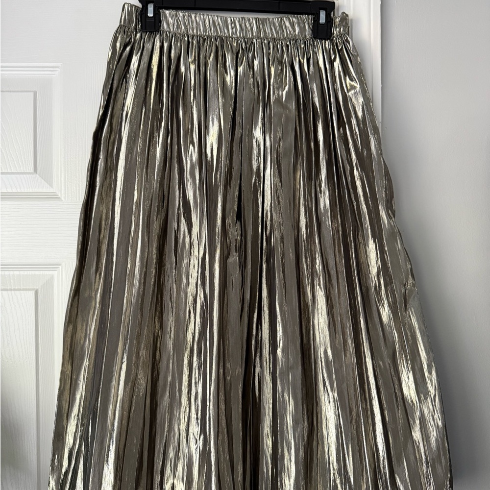 GAP Metallic Pleated A-Line Skirt - Gold
